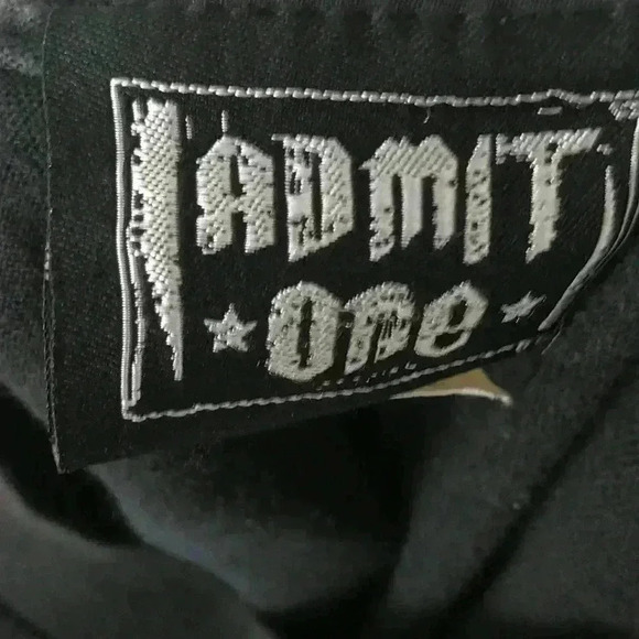 Ac/DC  tee - Picture 2 of 4